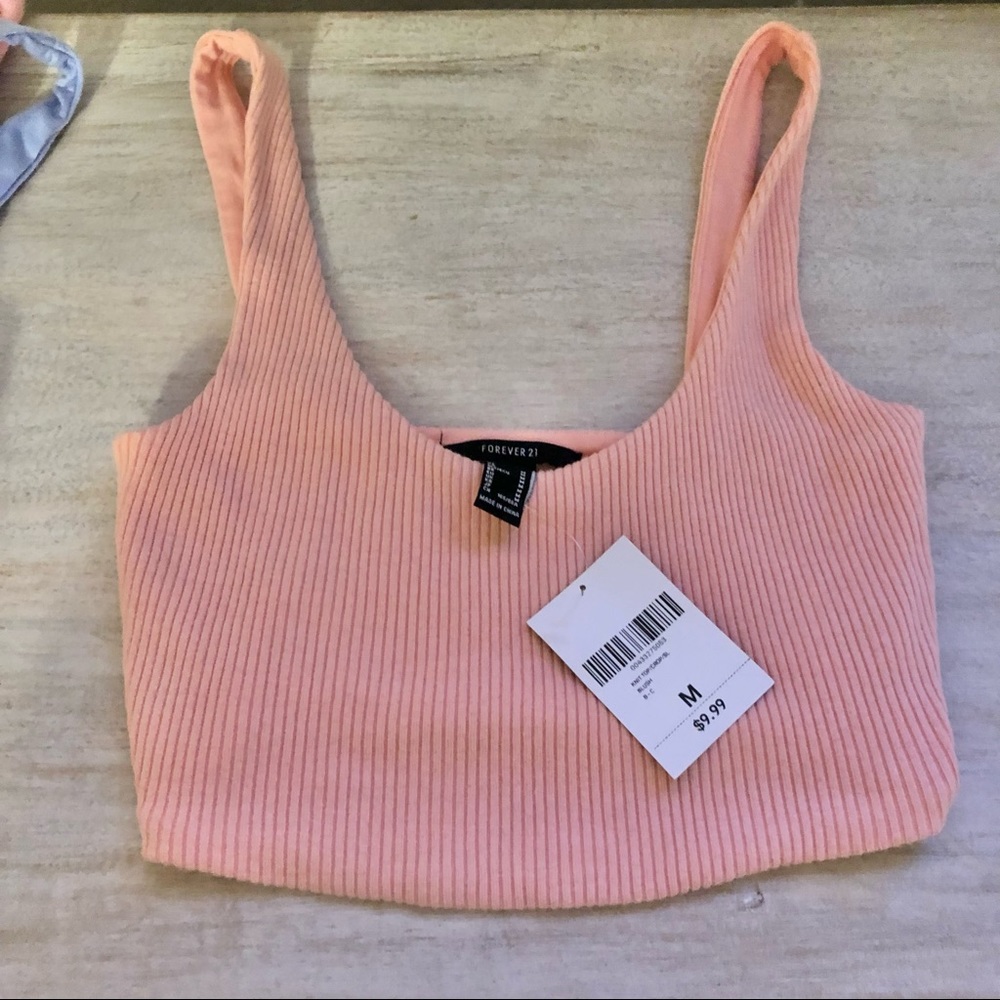 Crop Tops - Picture 2 of 6